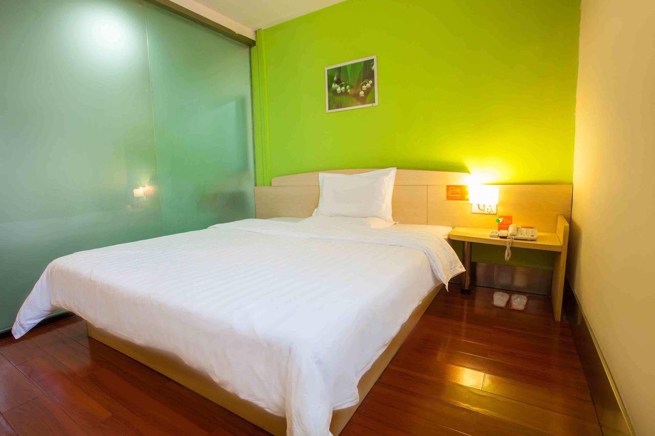 7Days Inn Xianning Hot Spring Pedestrian Street Shopping Park Exterior foto